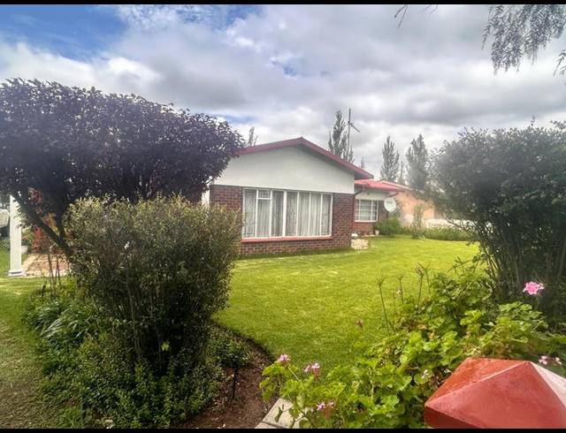 3 BEDROOM HOUSE FOR SALE IN MEYERVILLE